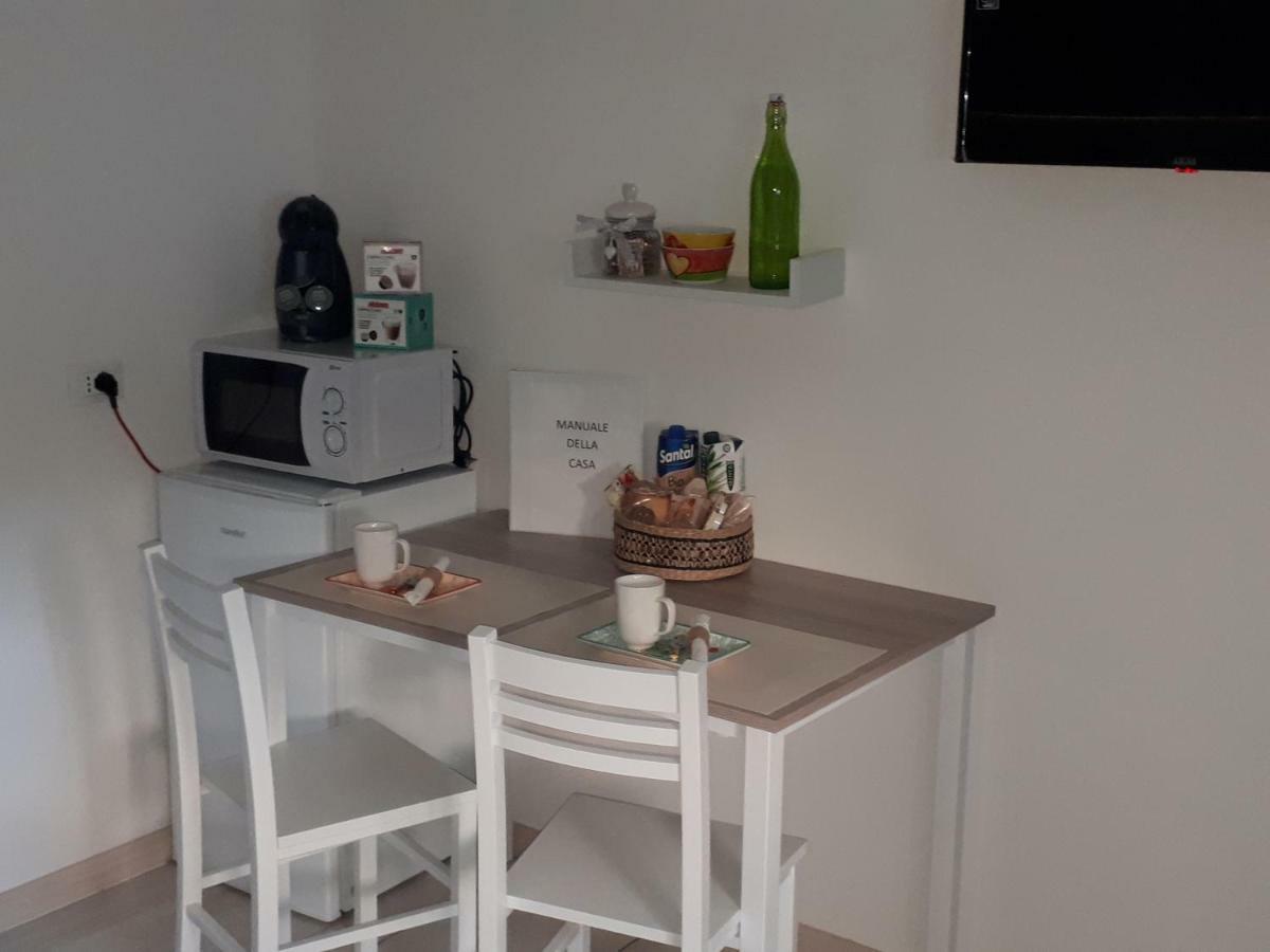 Le Camere Di Sabrina Con Bagno In Camera Sarzana Exterior photo